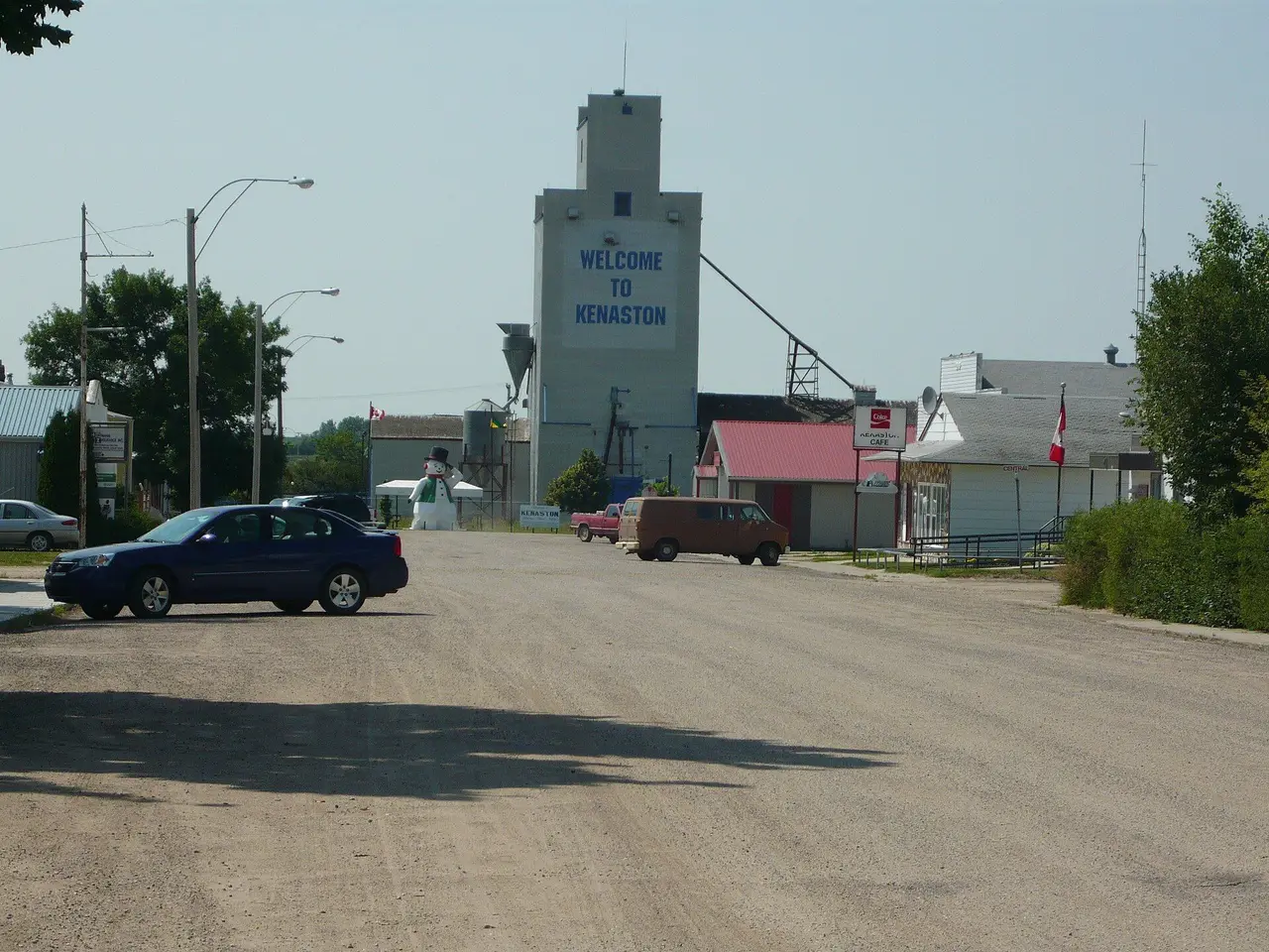 Business district and grain elevator, Kenaston, 2009